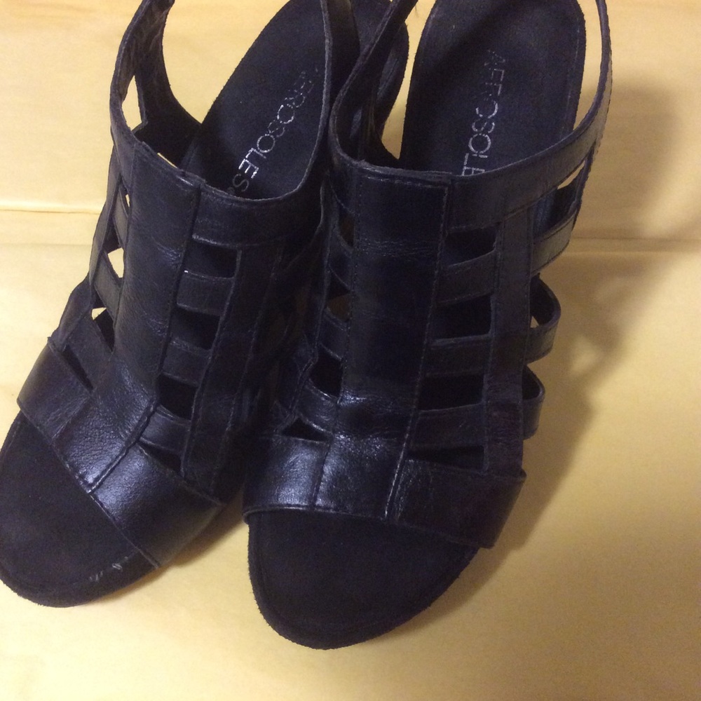 AEROSOLES - Picture 6 of 6